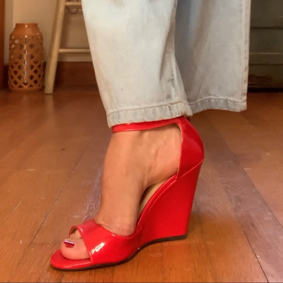 Red Patent Leather By Bamboo - Picture 9 of 12